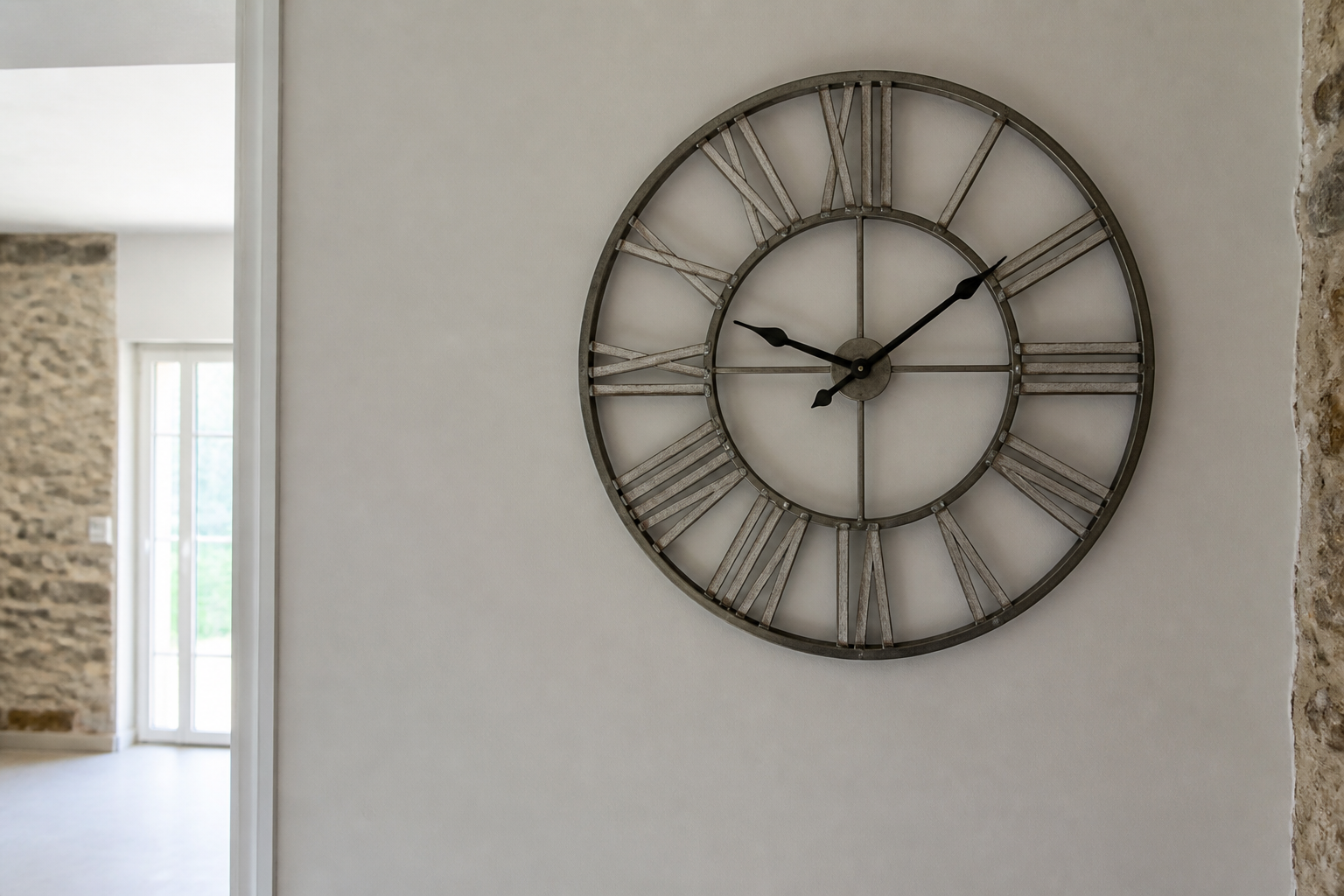 Horloge indiquant les horaires autorisés pour les travaux de rénovation